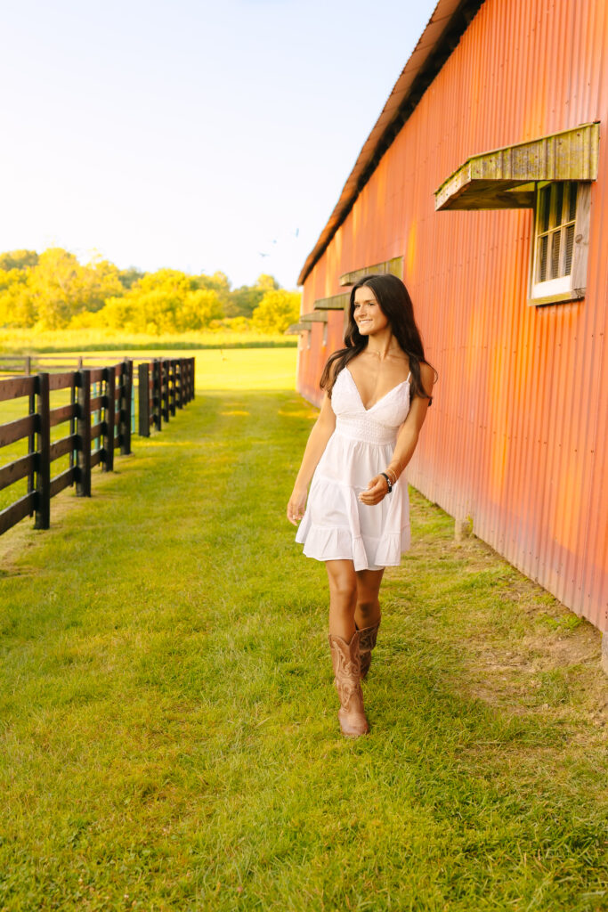 Louisville KY outdoor senior photoshoot